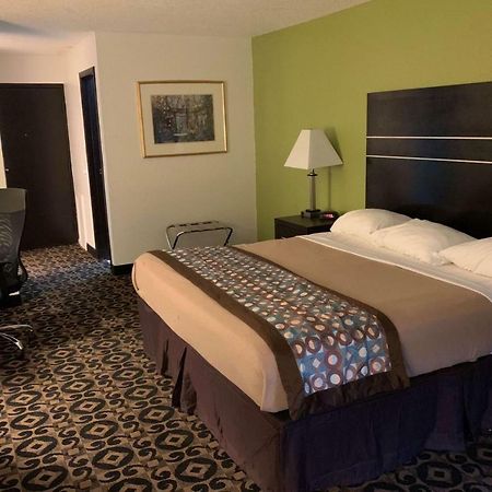 Travelodge By Wyndham Torrington Extérieur photo